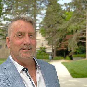 Photo of Darren Lauscher